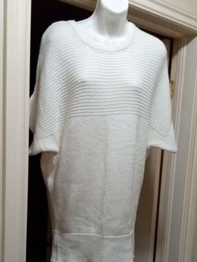 💲1⃣▶▶Women's Cream Short-Sleeve Textured Crewneck Sweater
